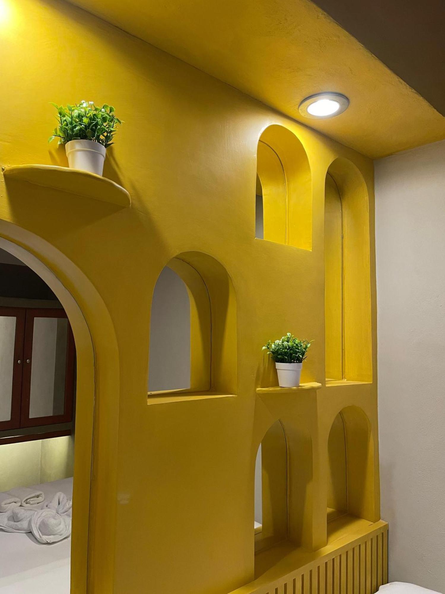 Hostal Poquito A Poquito バリャドリッド エクステリア 写真