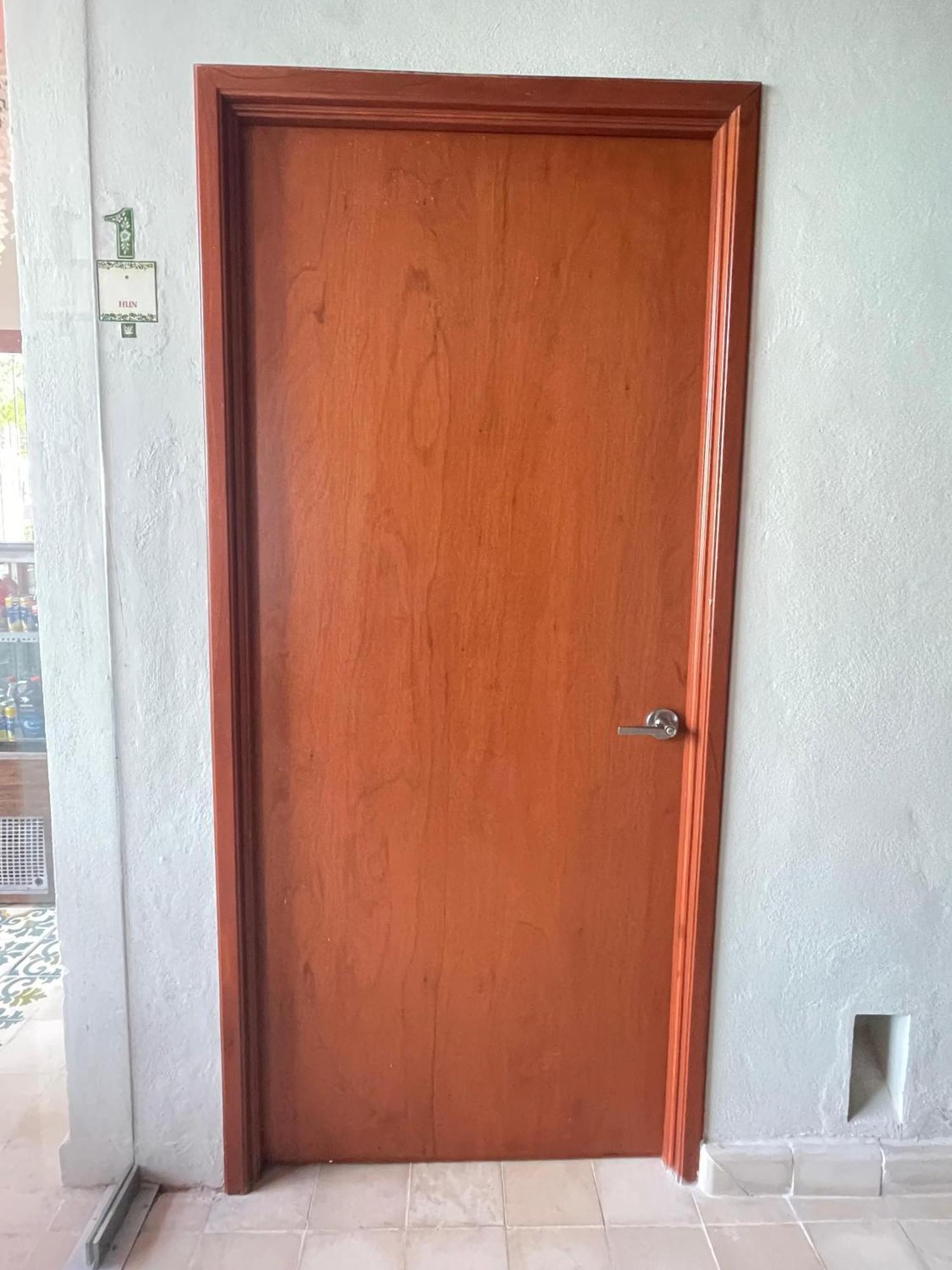 Hostal Poquito A Poquito バリャドリッド エクステリア 写真